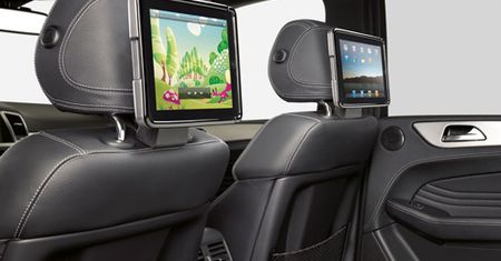 Multimedialny samochód przyszłości według Mercedesa i... Apple [wideo]