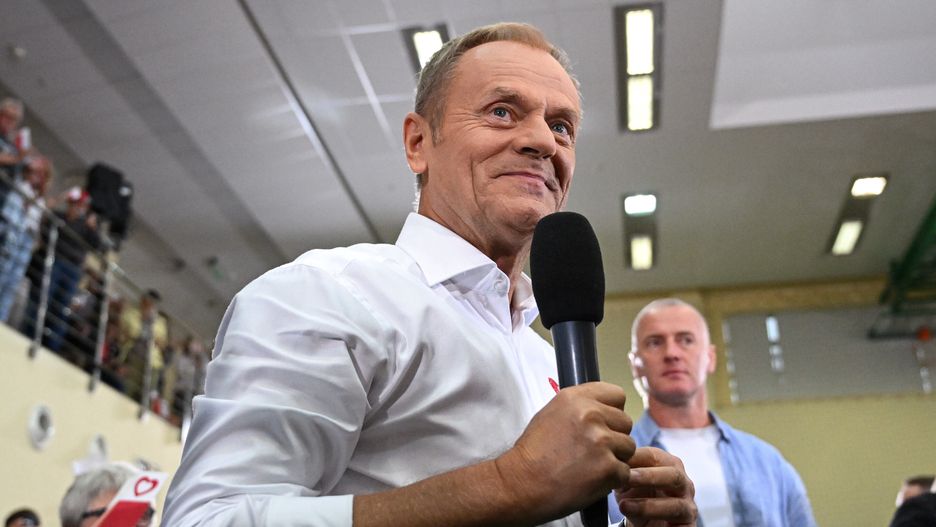 Donald Tusk
Rzesz�w, 05.10.2023. Kampania wyborcza do parlamentu 2023. Przewodnicz�cy Platformy Obywatelskiej Donald Tusk podczas otwartego spotkania z mieszka�cami w siedzibie Wy�szej Szko�y Prawa i Administracji w Rzeszowie, 5 bm. (sko) PAP/Darek Delmanowicz
Darek Delmanowicz
kampania, otwarte, parlamentarna, parlamentarne, partia, partii, polityk, polityka, spotkanie, wyborcza, wybory, wybory 2023, wybory parlamentarne 2023