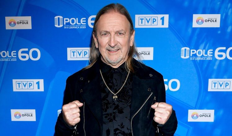 Jakie kierunki studiowali polscy wokaliści