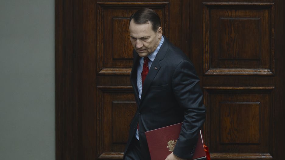 Sikorski: "Żadnych decyzji o nas bez nas". 