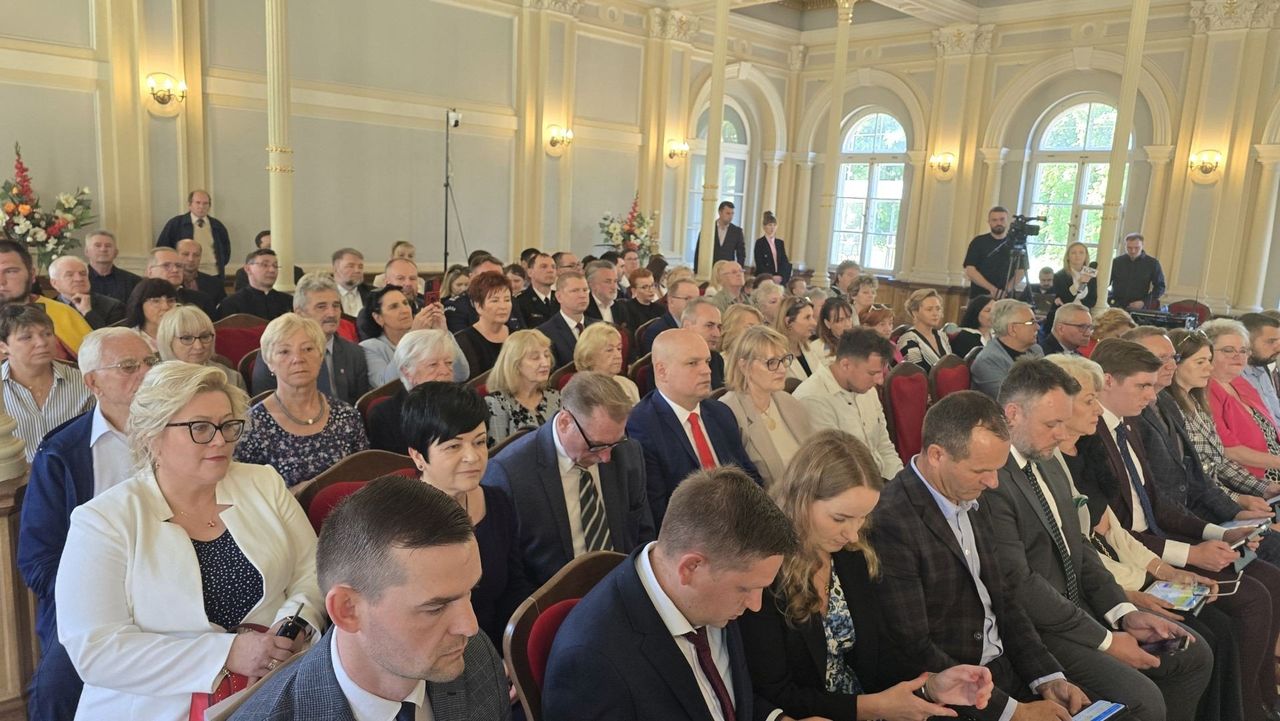 Miasto Aleksandrów Kujawski ma sztandar