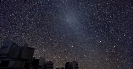 Tajemniczy blask nocnego nieba. Jak zobaczyć gegenschein?