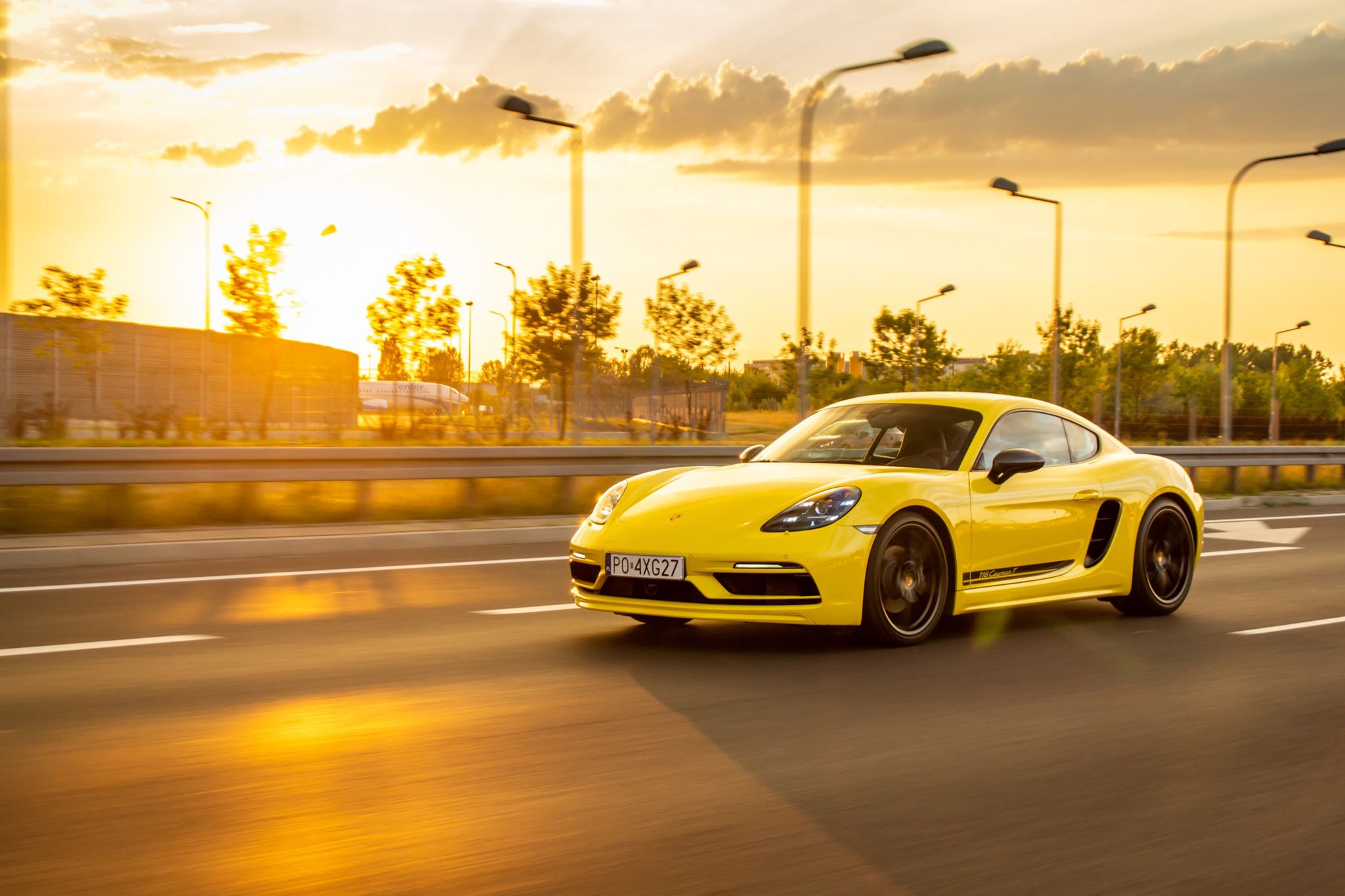 Porsche 718 Cayman T