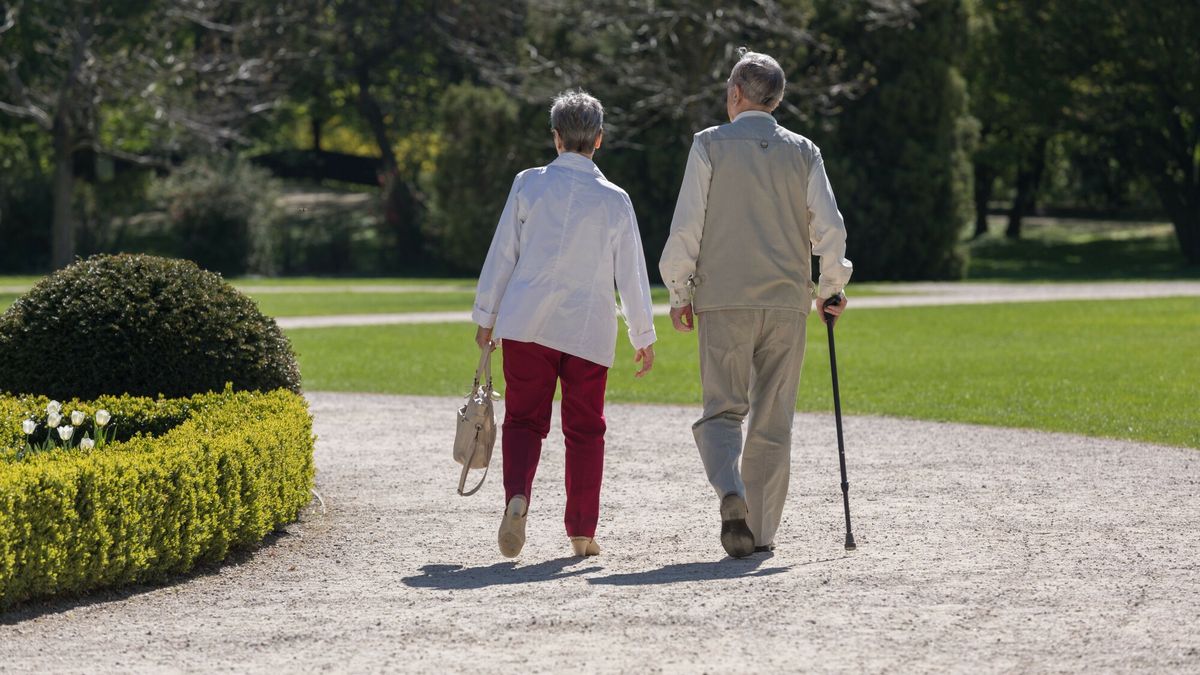 Warszawa Arkadiusz Zi�?ek
fot: Arkadiusz Ziolek/ East News. Warszawa 22.04.2018.    n/z Spacer po parku.
ARKADIUSZ ZIOLEK
