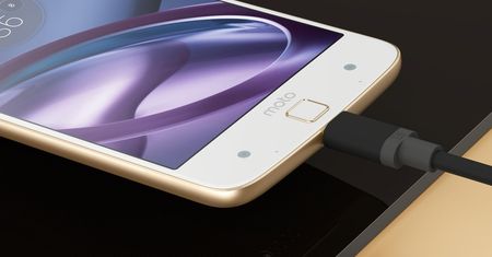 Żywotność baterii Moto Z zależna od rynku?