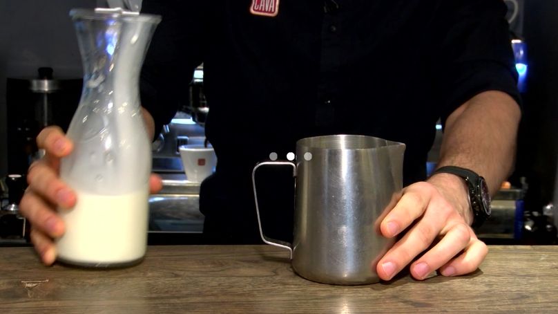 Kawa z mlekiem może być prawdziwym arcydziełem 
