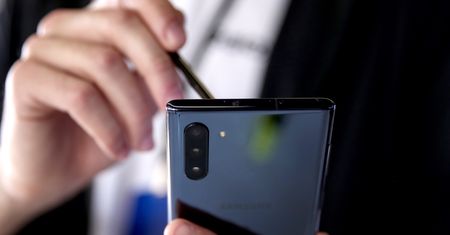 Samsung usunie reklamy ze swoich aplikacji. Firma potwierdza doniesienia