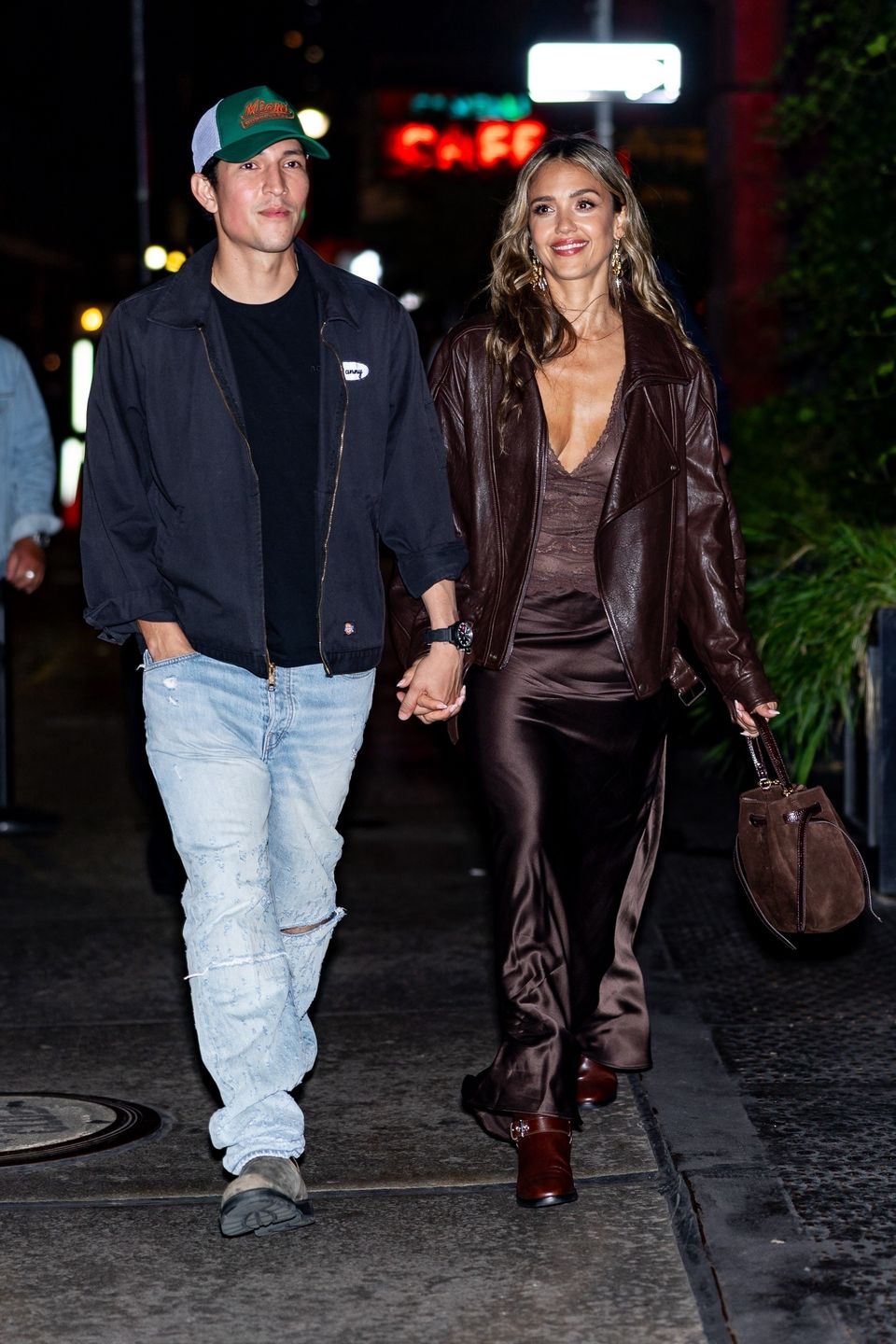 Jessica Alba i Danny Ramirez