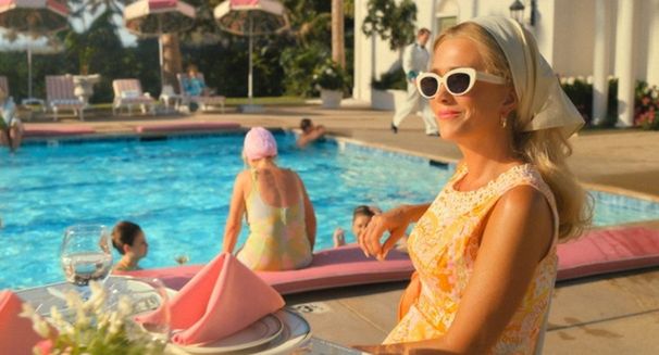 Kristen Wiig i Ricky Martin w jednym serialu? Recenzja „Palm Royale” Apple TV+