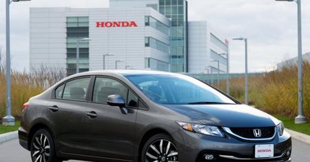 Honda prezentuje odświeżonego Civica w wersji sedan