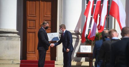 Warszawa. Andrzej Duda wręczył pamiątkowe tablice