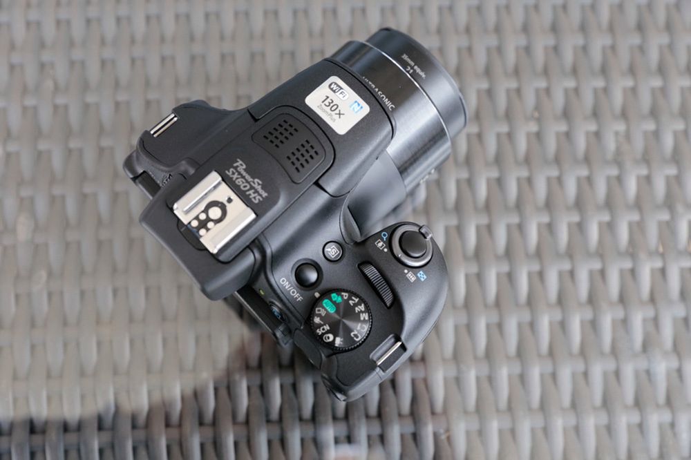 Tak wygląda Canon PowerShot SX60 4