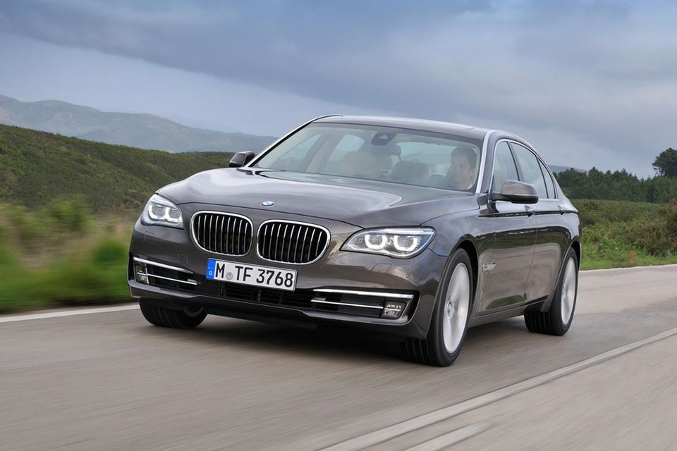 BMW serii 7 na rok 2013 - megagaleria niemieckiego okrętu flagowego 206