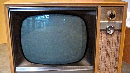 Oto pierwszy bezprzewodowy pilot do telewizora! 1