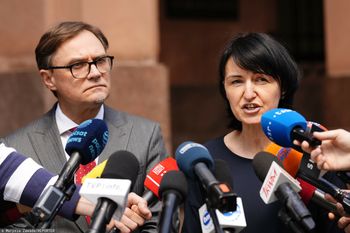 Co z ewakuacją Polaków? MSZ: "to nie służy uspokajaniu sytuacji"