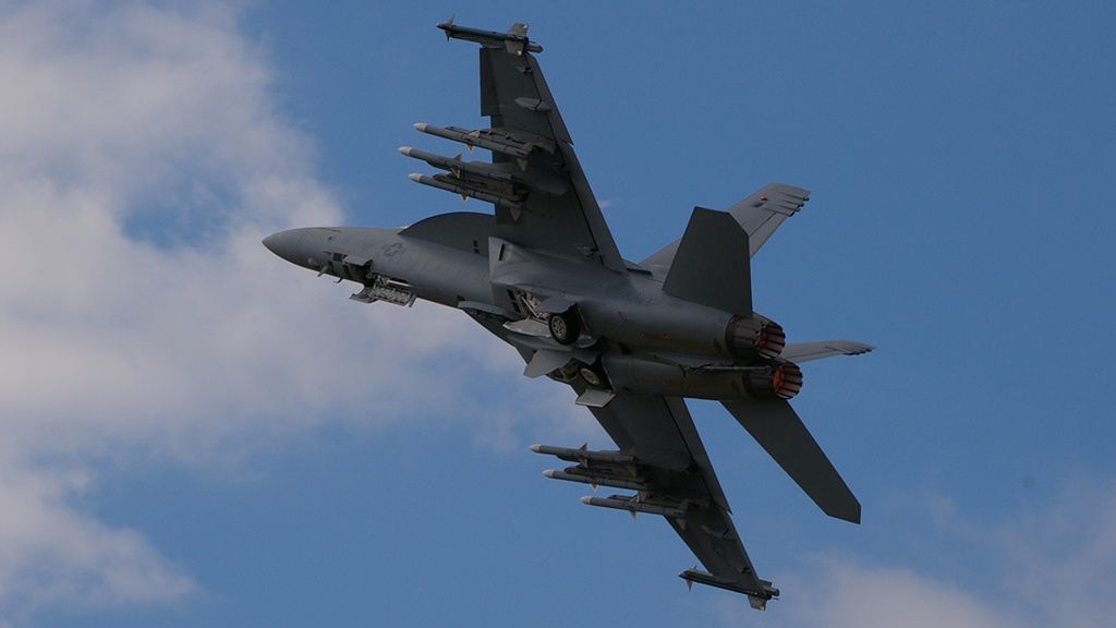 Myśliwiec F/A-18 Super Hornet należący do US Navy