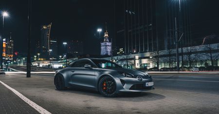 Alpine otwiera nowy salon. W planach większe centrum w stolicy