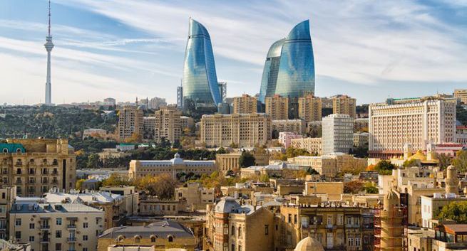 LOT uruchomił połączenie do stolicy Azerbejdżanu