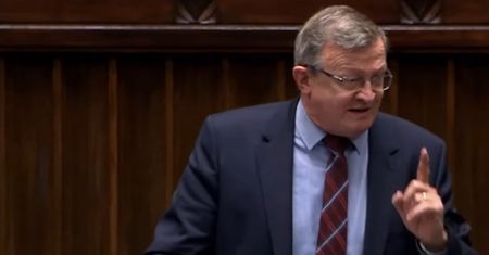 Politycy radzą Polakom, jak oszczędzać. "Ludzie są w dramatycznych sytuacjach"