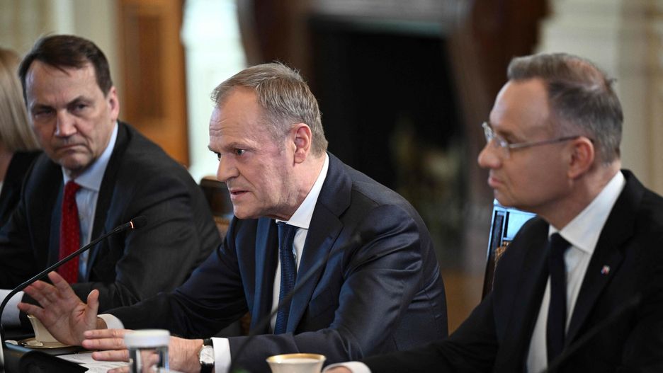 Polska delegacja na spotkaniu w Białym Domu, n/z Radosław Sikorski, Donald Tusk i Andrzej Duda