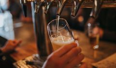 Grupa Żywiec wspiera lokale i zwraca pieniądze za niesprzedane piwo