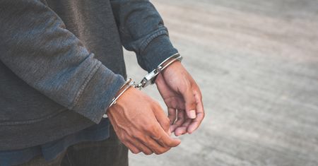 45-latek oskarżony o molestowanie 13-latki. Grozi mu 15 lat więzienia