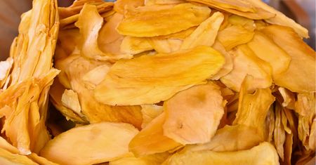 Kup zamiast chipsów. Ma sporo błonnika i wspiera trawienie