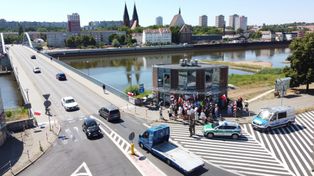 "My tu żyjemy jak Europejczycy". Mieszkają i pracują przy granicy, mówią o decyzji rządu