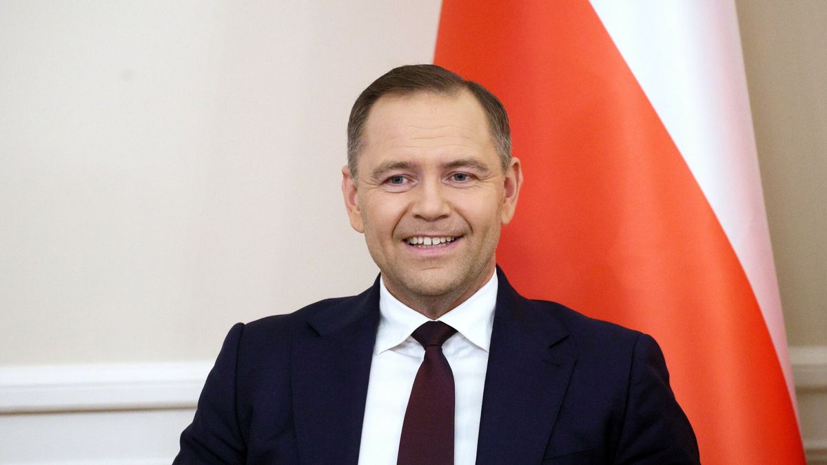 Spotkanie prezydenta Andrzeja Dudy z Karolem Nawrockim
Fot. Pawel Wodzynski/East News, 03.06.2025. Spotkanie prezydenta Andrzeja Dudy z prezydentem elektem Karolem Nawrockim (n/z), w Palacu Prezydenckim w Warszawie.  Popierany przez PiS Karol Nawrocki zwyciezyl w drugiej turze niedzielnych wyborow prezydenckich, uzyskujac 50,89 procent.
Pawel Wodzynski