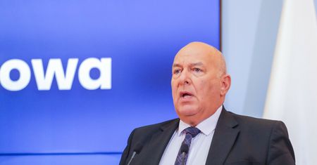 "Cena za ratowanie gospodarki w czasie COVID-19". Minister finansów o inflacji
