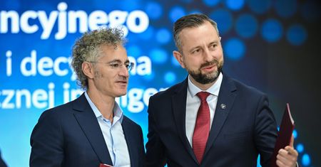 Od klienta do (junior) partnera. MON rozpycha się w USA