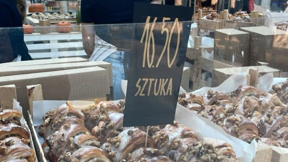 Aby spróbować oryginalnych rogali świętomarcińskich turyści