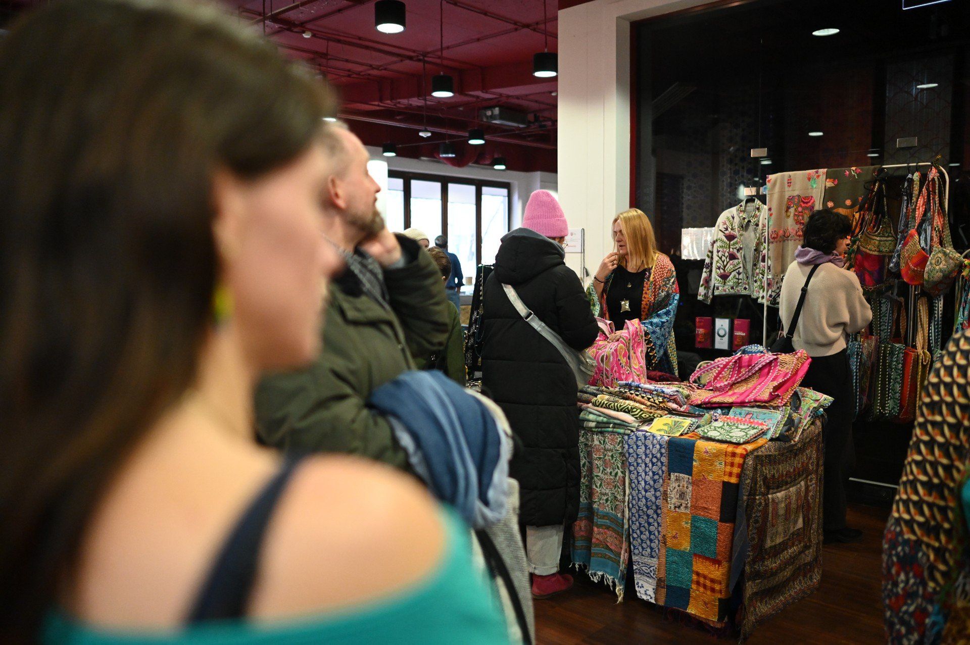 Bazar w Muzeum Azji i Pacyfiku to okazja dla wszystkich, którzy szukają niepowtarzalnych prezentów.