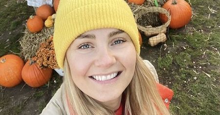 Małgorzata Socha udekorowała już dom na Halloween. Internauta: "Ksiądz po kolędzie do takiego nie wejdzie".
