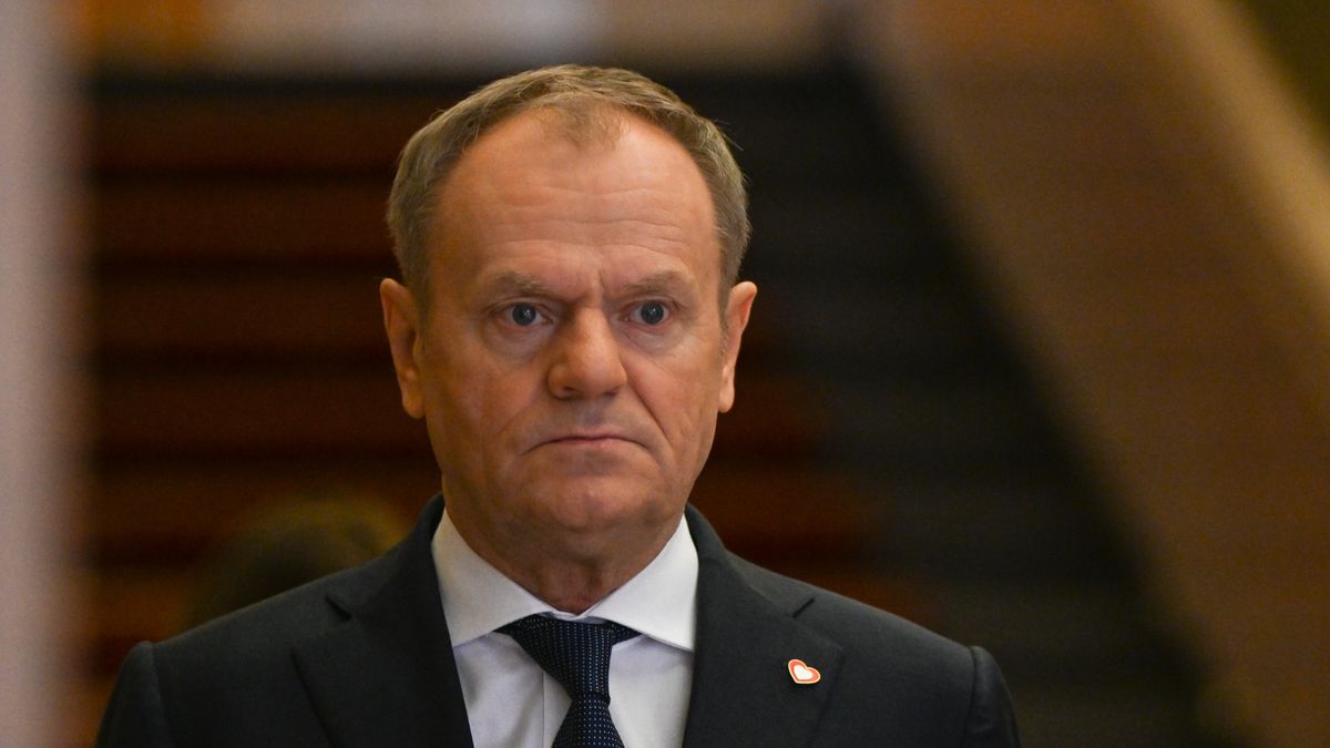 WARSAW, POLAND - DECEMBER 12:
Polish PM Donald Tusk heads to welcome French President Emmanuel Macron at the PM's Office in Warsaw, Poland, on December 12, 2024.
The leaders convened to discuss continued support for Ukraine, current global developments, the future of transatlantic relations, and Poland's priorities for its upcoming EU Council presidency, starting January 1, 2025. (Photo by Artur Widak/NurPhoto via Getty Images)