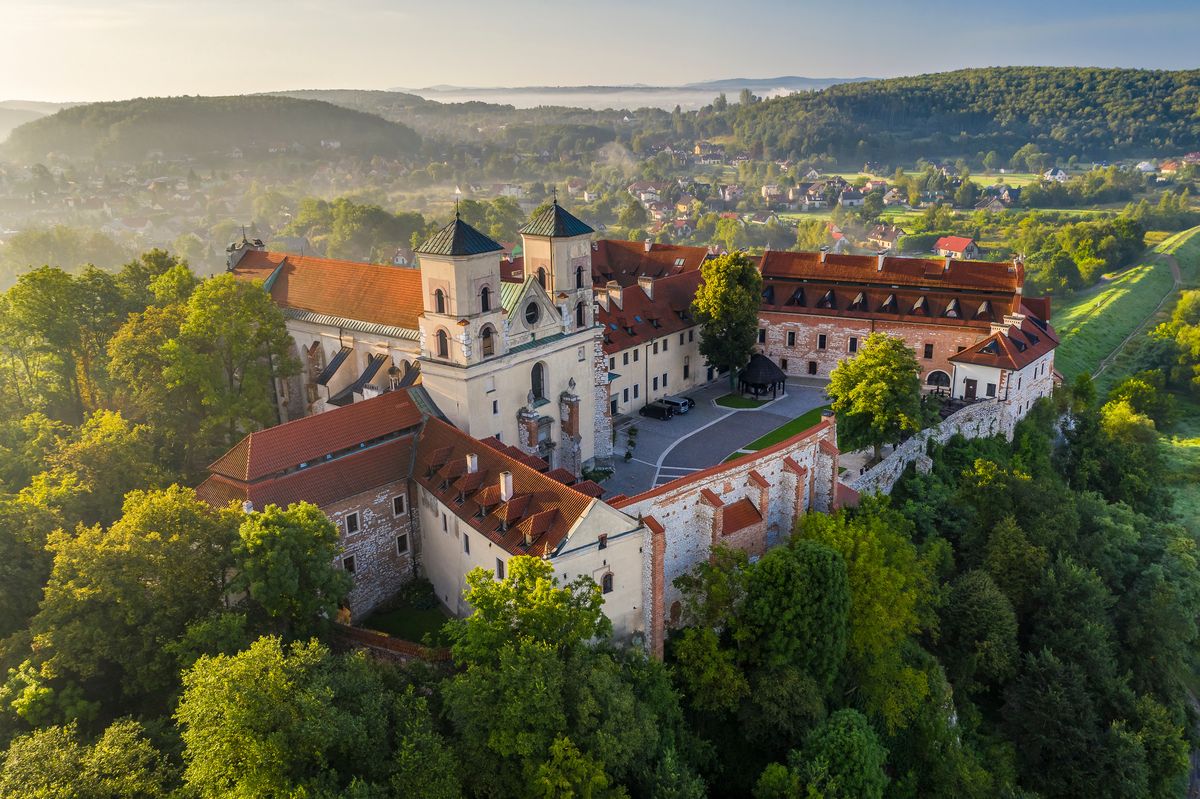 Klasztor w Tyńcu zachwyca położeniem