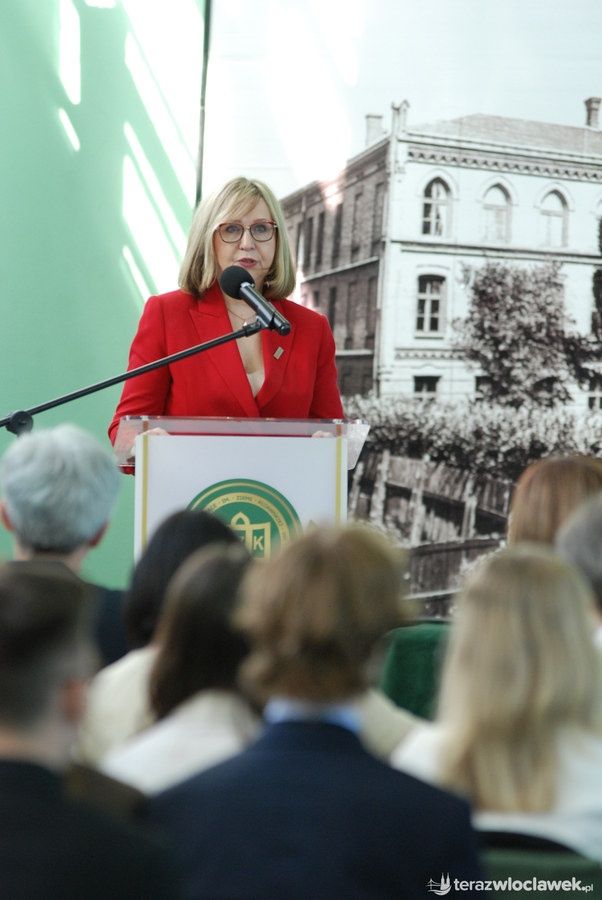 zakończenie roku maturzystów w I LO im. Ziemi Kujawskiej