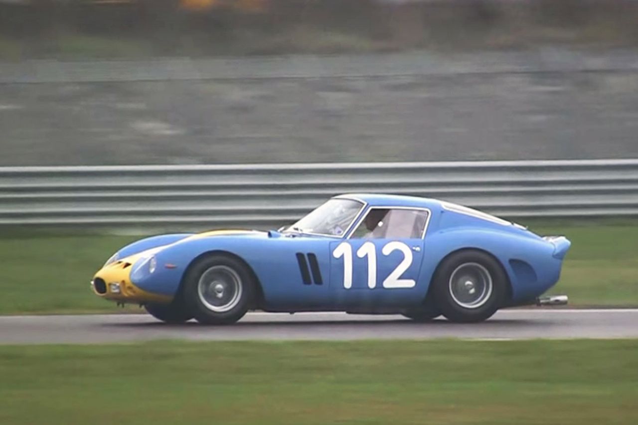 Po 2 latach rozbite Ferrari 250 GTO rozwija skrzydła na torze