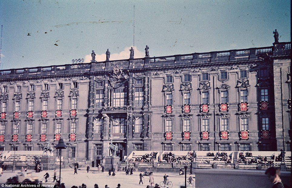 Pogodna, kolorowa wiosna 1937 roku w Berlinie. Ulice pełne swastyk, żołnierzy i... spokoju 1