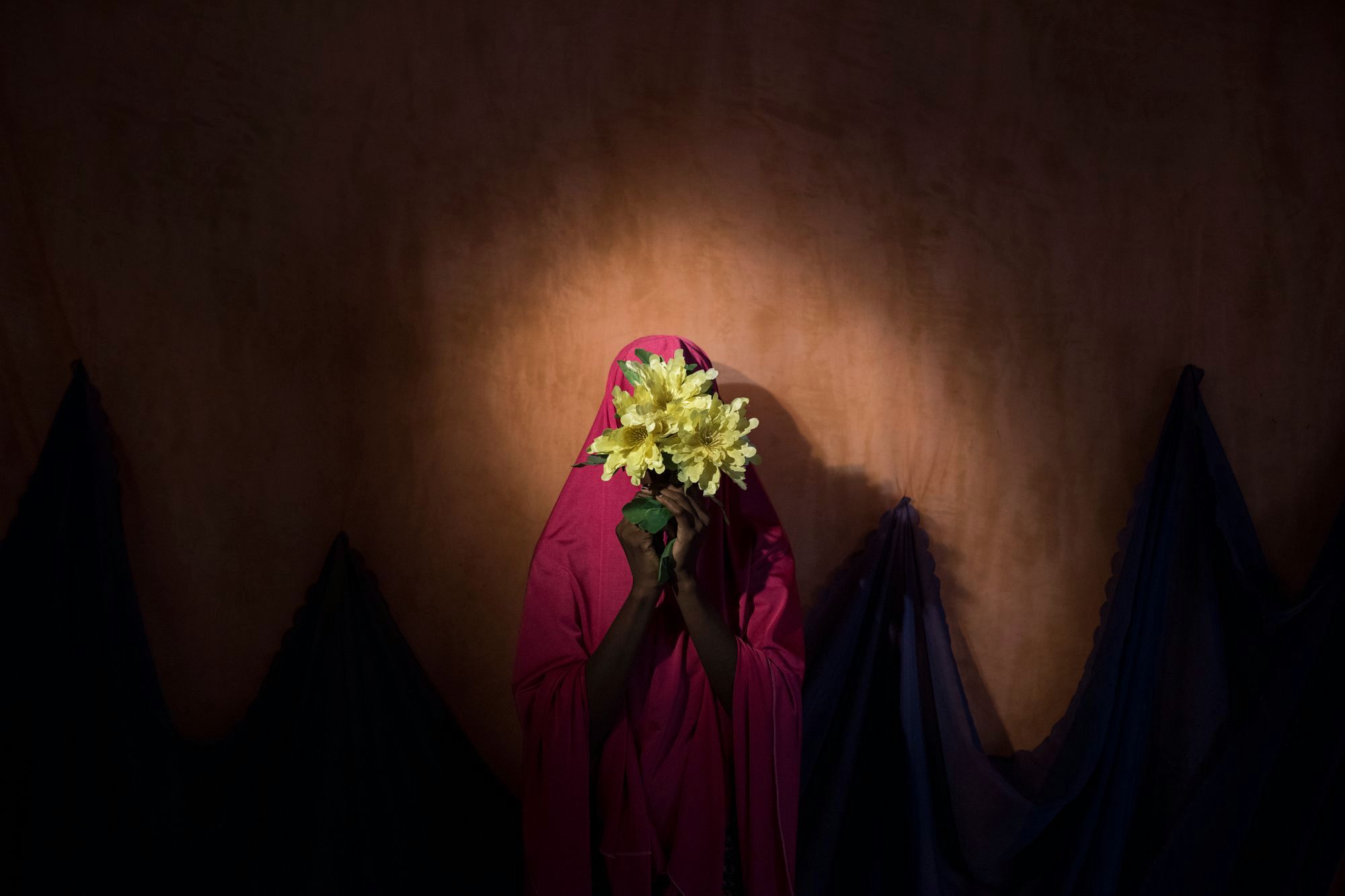 LensCulture Portrait Award 2018 - urzekające, zwycięskie portrety 18