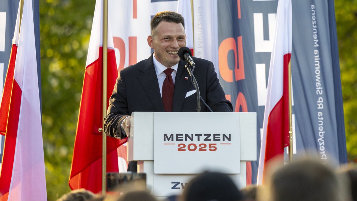 Leader of Poland's Far Right Konfederacja (Confederation)
Party and presidential candidate Slawomir Mentzen  speaks during a campaign rally in Zwolen, Poland, on April 23, 2025.
 (Photo by Andrzej Iwanczuk/NurPhoto via Getty Images)