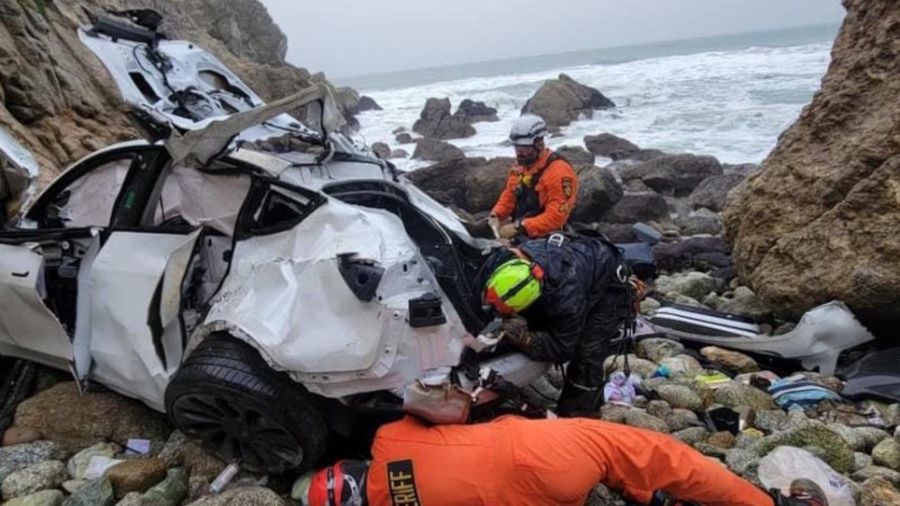 Kierowca jak i pasażerowie przeżyli