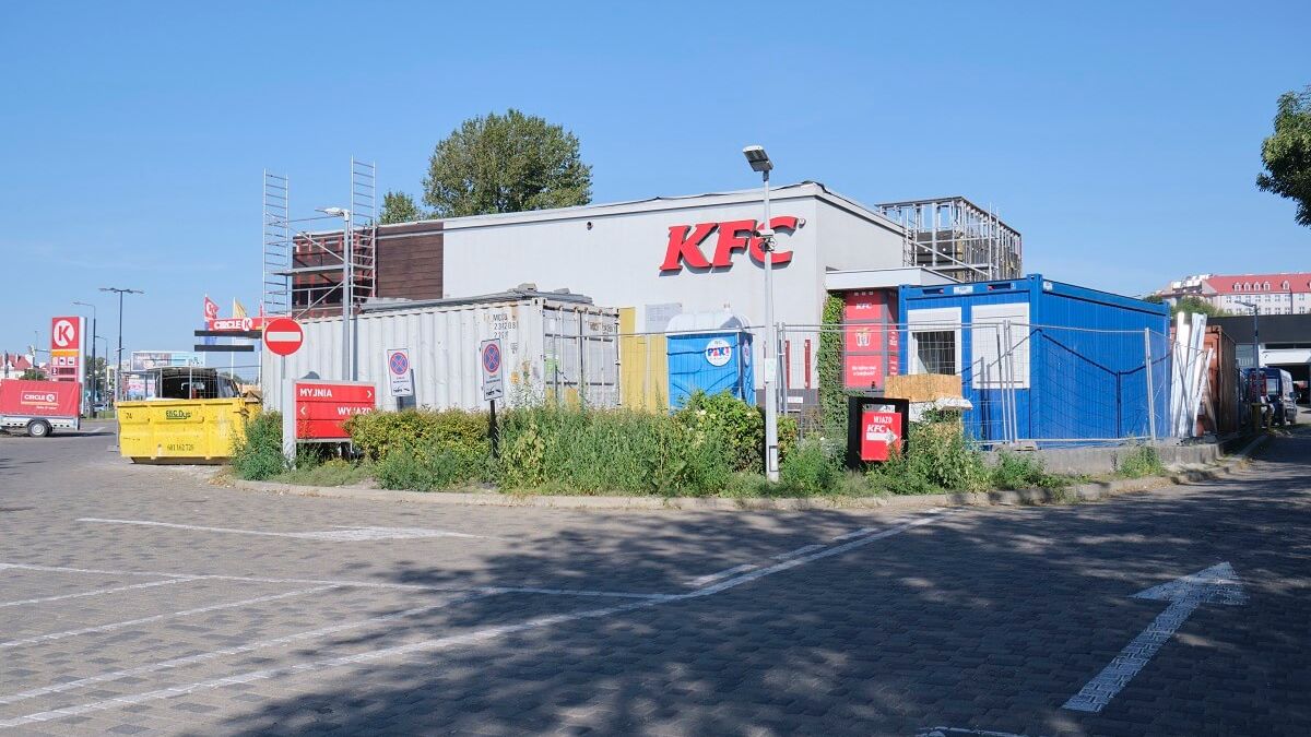 Remont KFC CircleK przy al. Tysiąclecia w Lublinie
