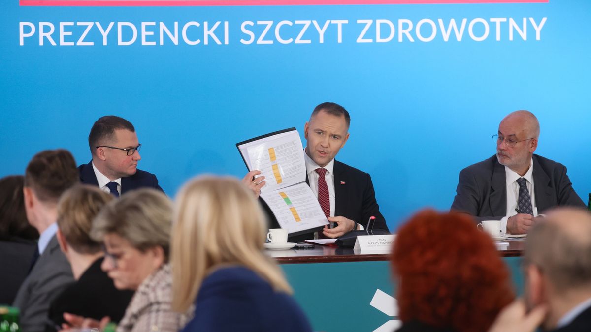 Karol Nawrocki, Pawe� Szefernaker, Piotr Czauderma
Leszek Szyma�ski
finanse, finansowanie, lekarze, NFZ, ochrona zdrowia, ochrony zdrowia, pa�ac prezydencki, s�u�ba, szczyt zdrowotny, zdrowie