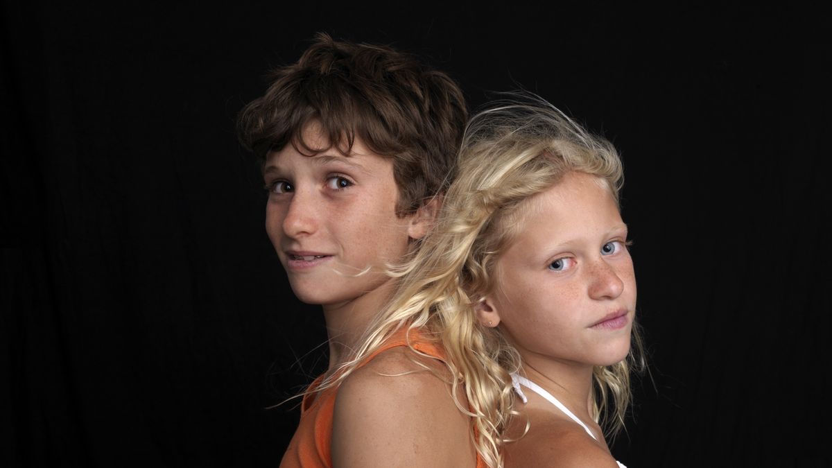 Young boy and girl back-to-back
Michael Hall
Confidence, Anxiety, Childhood