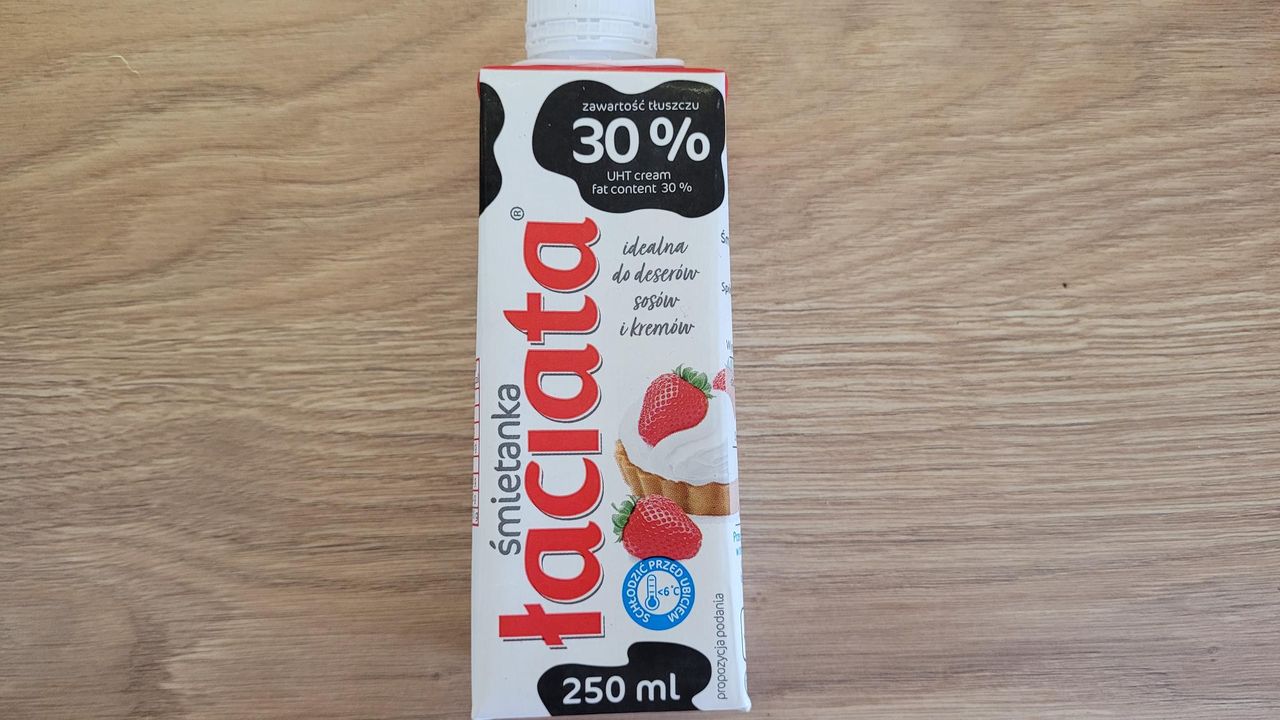Śmietanka Łaciate UHT 30 proc. - etykieta