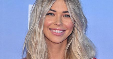 Sandra Kubicka pozuje z mamą. Już wiadomo, po kim odziedziczyła figurę i urodę