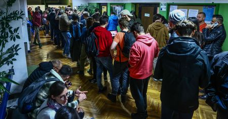 Polacy obawiają się przyszłości. Sondaż ujawnia największe lęki