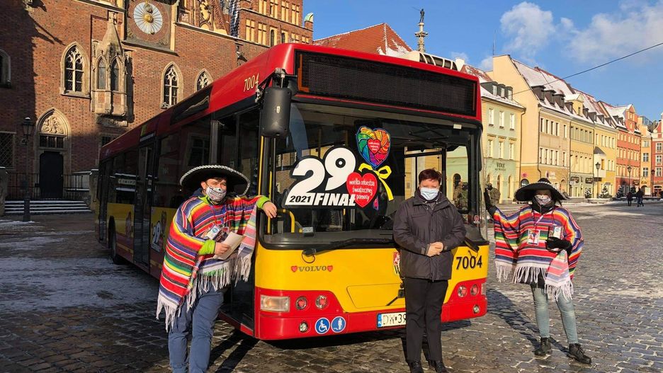 WOŚP. Finał inny niż wszystkie. Policja apeluje o przestrzeganie zasad
