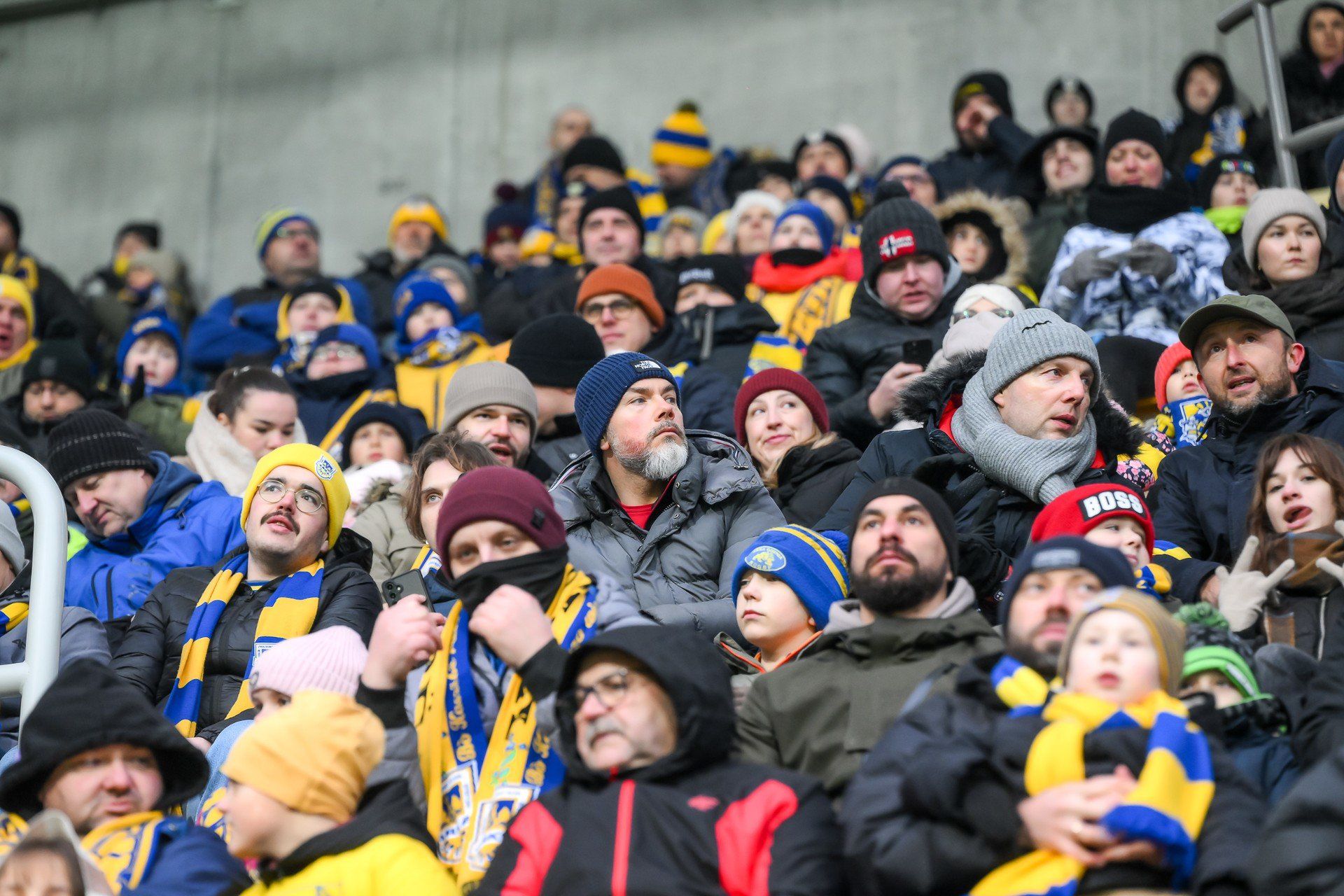 Kibice na meczu Arki Gdynia z Rakowem Częstochowa